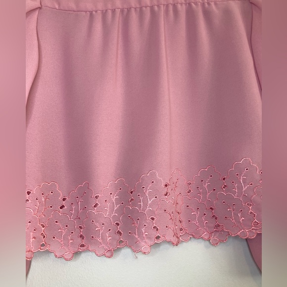 💐Long sleeve cape with scalloped embroidered hem - Picture 5 of 6